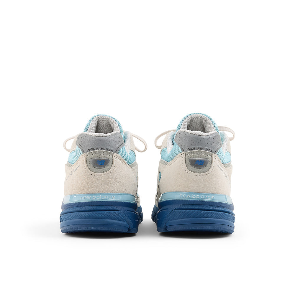 New Balance 990v4 "Made in USA" - Cloud Blue