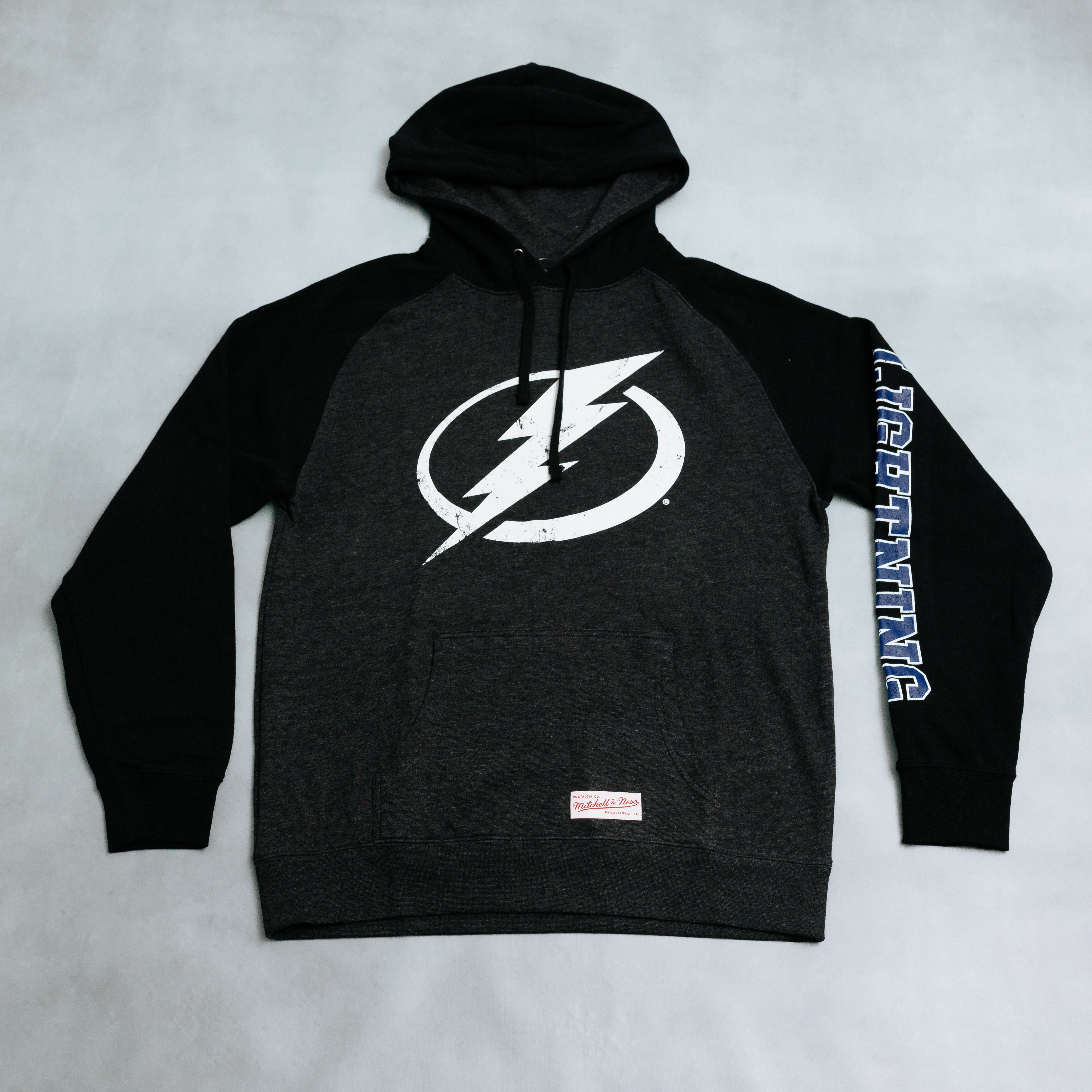 Mitchell & Ness NHL Tampa Bay Lightning Essential Logo Pullover Hoodie