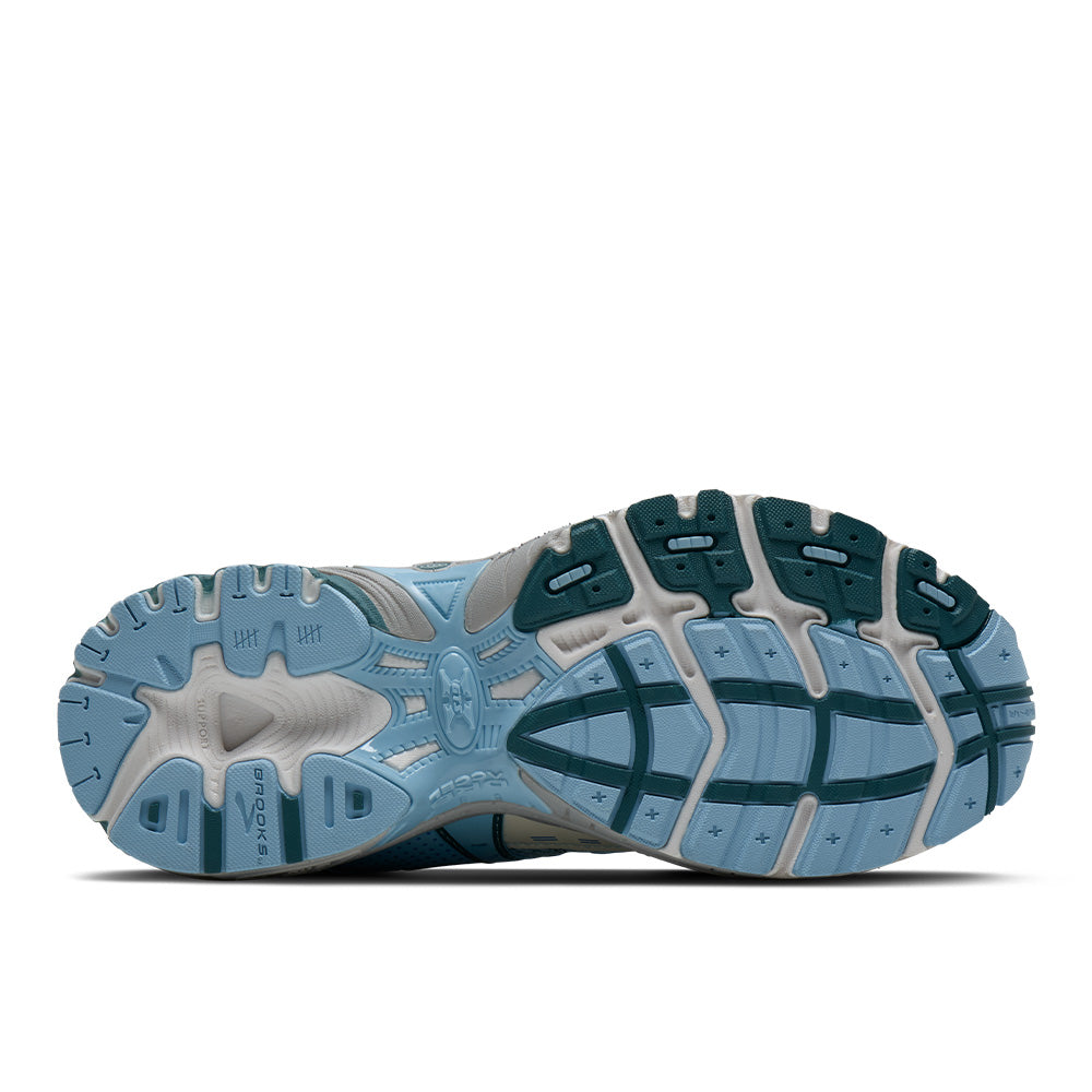 Brooks Adrenaline GTS 10 'Sky Blue"