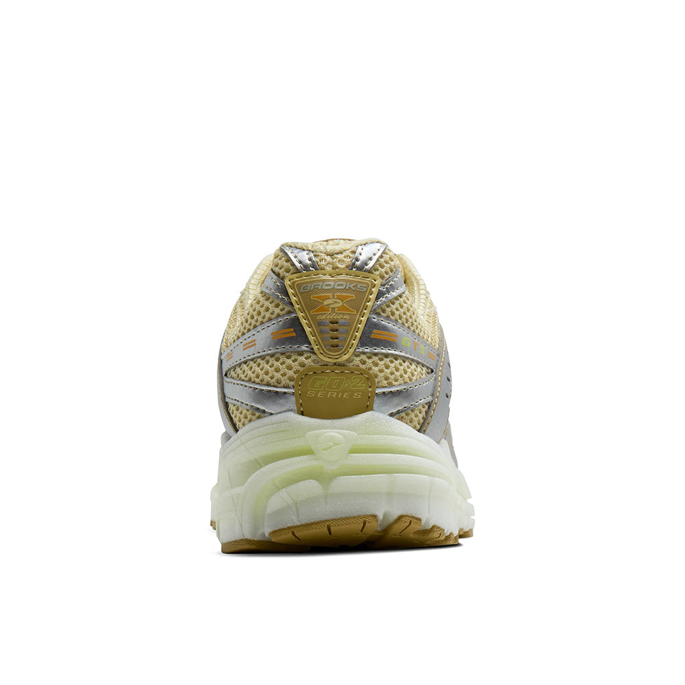 Brooks Adrenaline GTS 10 "NEO Yellow"