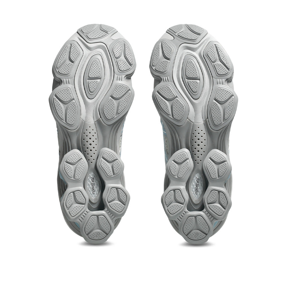 EMMI X Asics Gel-Kinetic Fluent