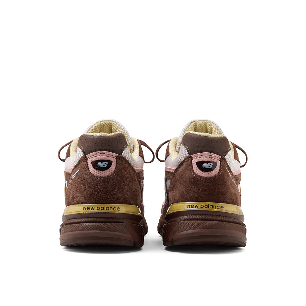 New Balance 990v4 "Made In USA" - Pumpernickel